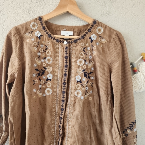 J. Jill Floral Embroidered Button Up Half Sleeve Brown Top Boho Modest Prairie S - Picture 3 of 11